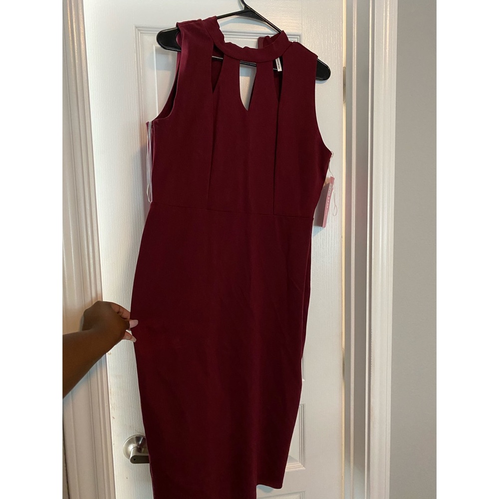 Plus size burgundy body on dress